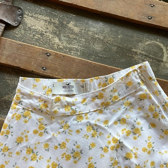 hollister skater skirt - Picture 2 of 3